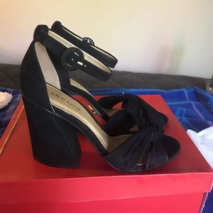 Carrano sandals